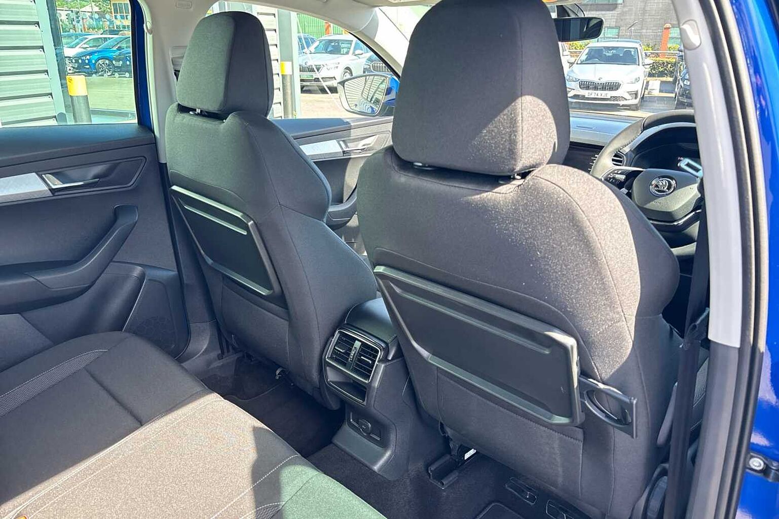 SKODA KAROQ 1.5 TSI SE Drive 5dr