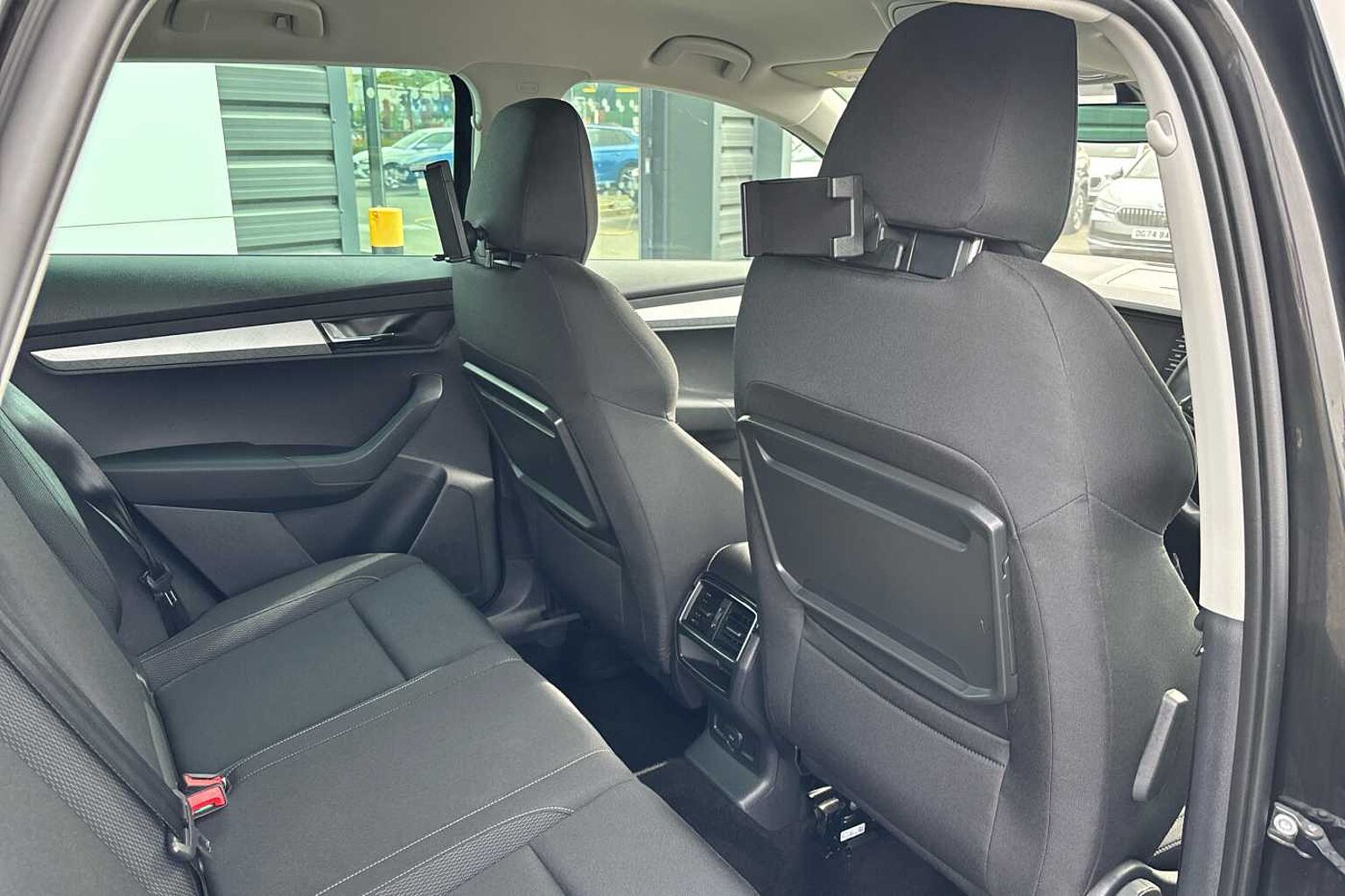SKODA KAROQ 1.5 TSI SE Drive 5dr DSG