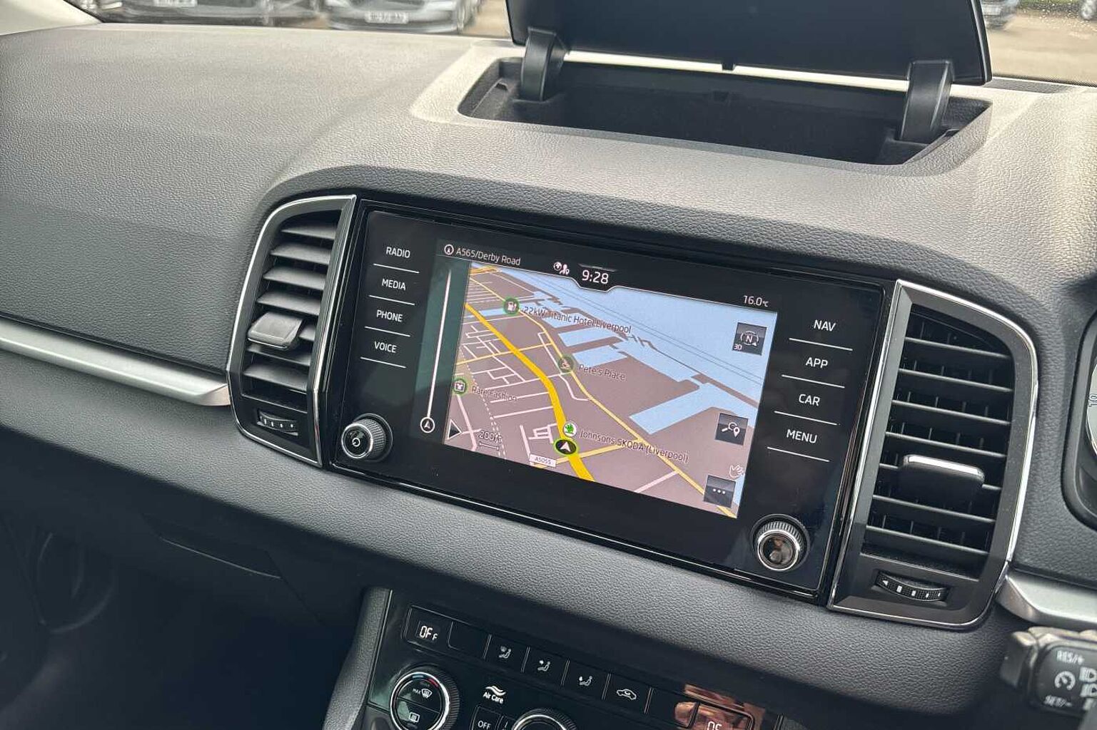 SKODA KAROQ 1.5 TSI SE Drive 5dr DSG