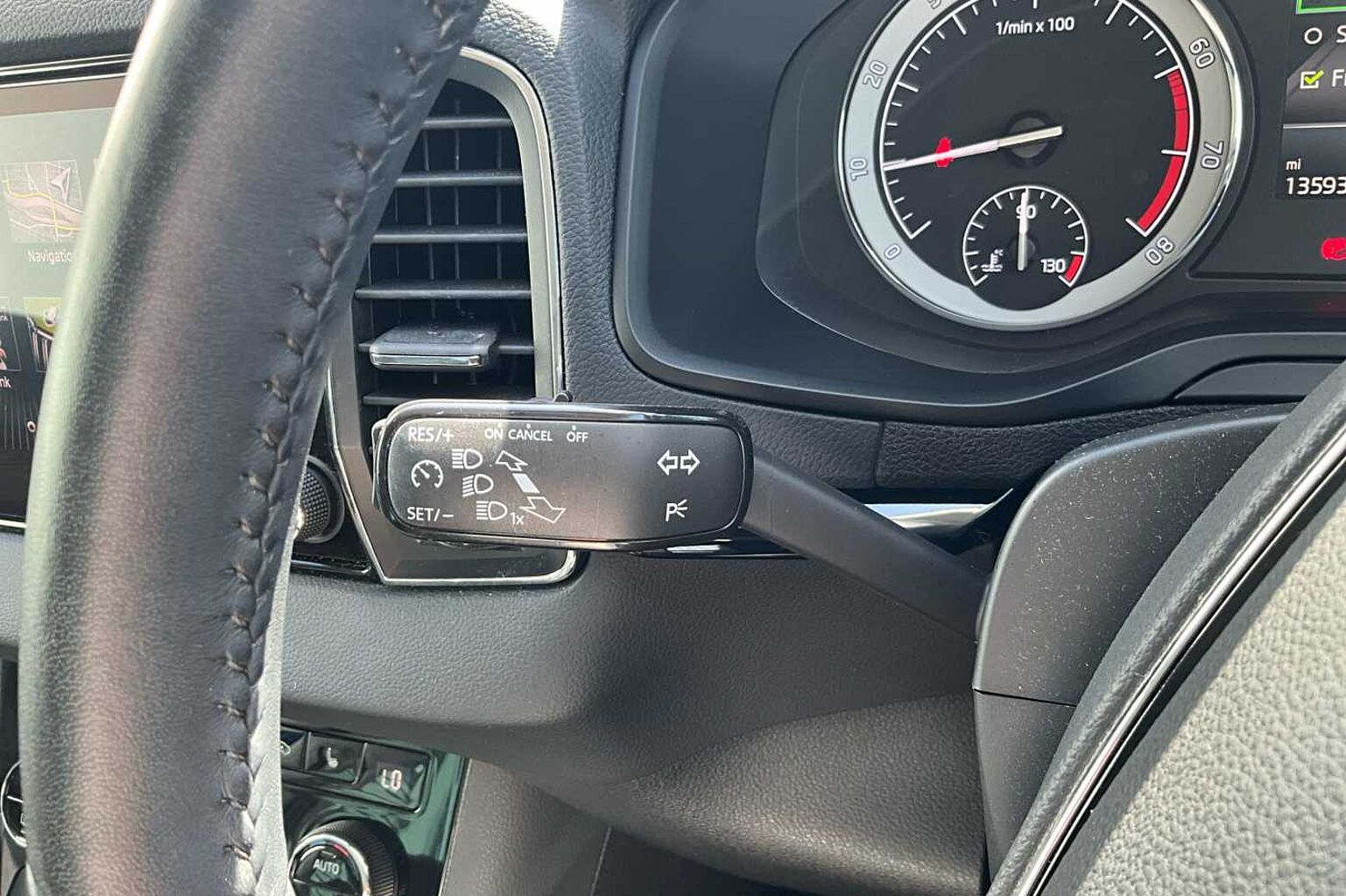 SKODA KAROQ 1.5 TSI SE L 5dr