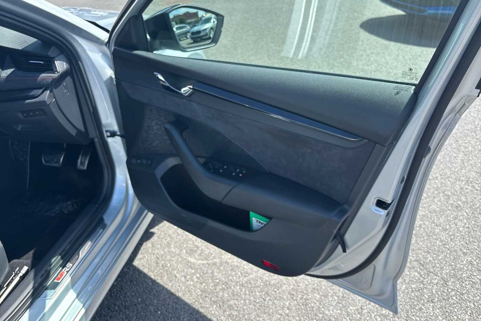 SKODA OCTAVIA 1.4 TSI iV vRS 5dr DSG