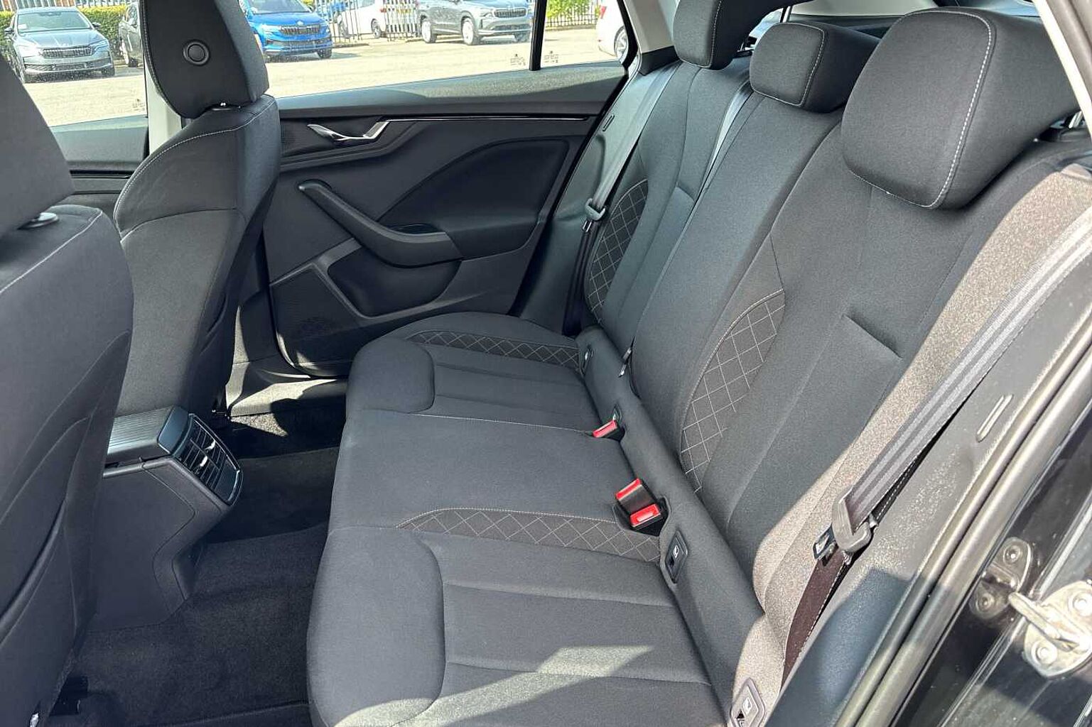SKODA KAMIQ 1.0 TSI 110 SE 5dr DSG