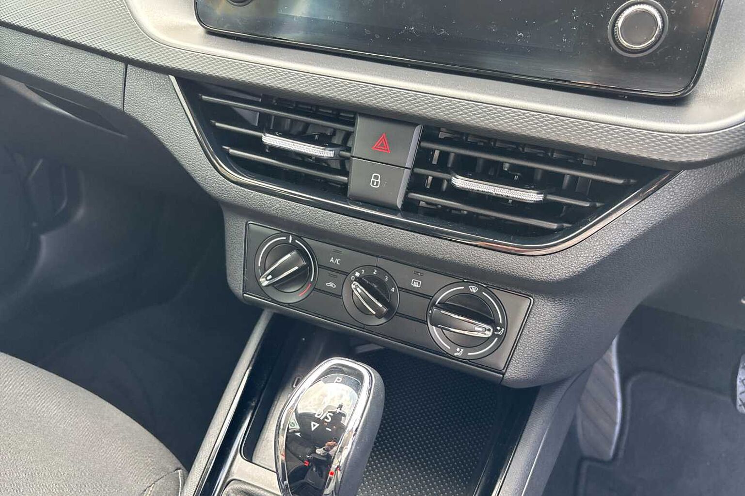 SKODA KAMIQ 1.0 TSI 110 SE 5dr DSG