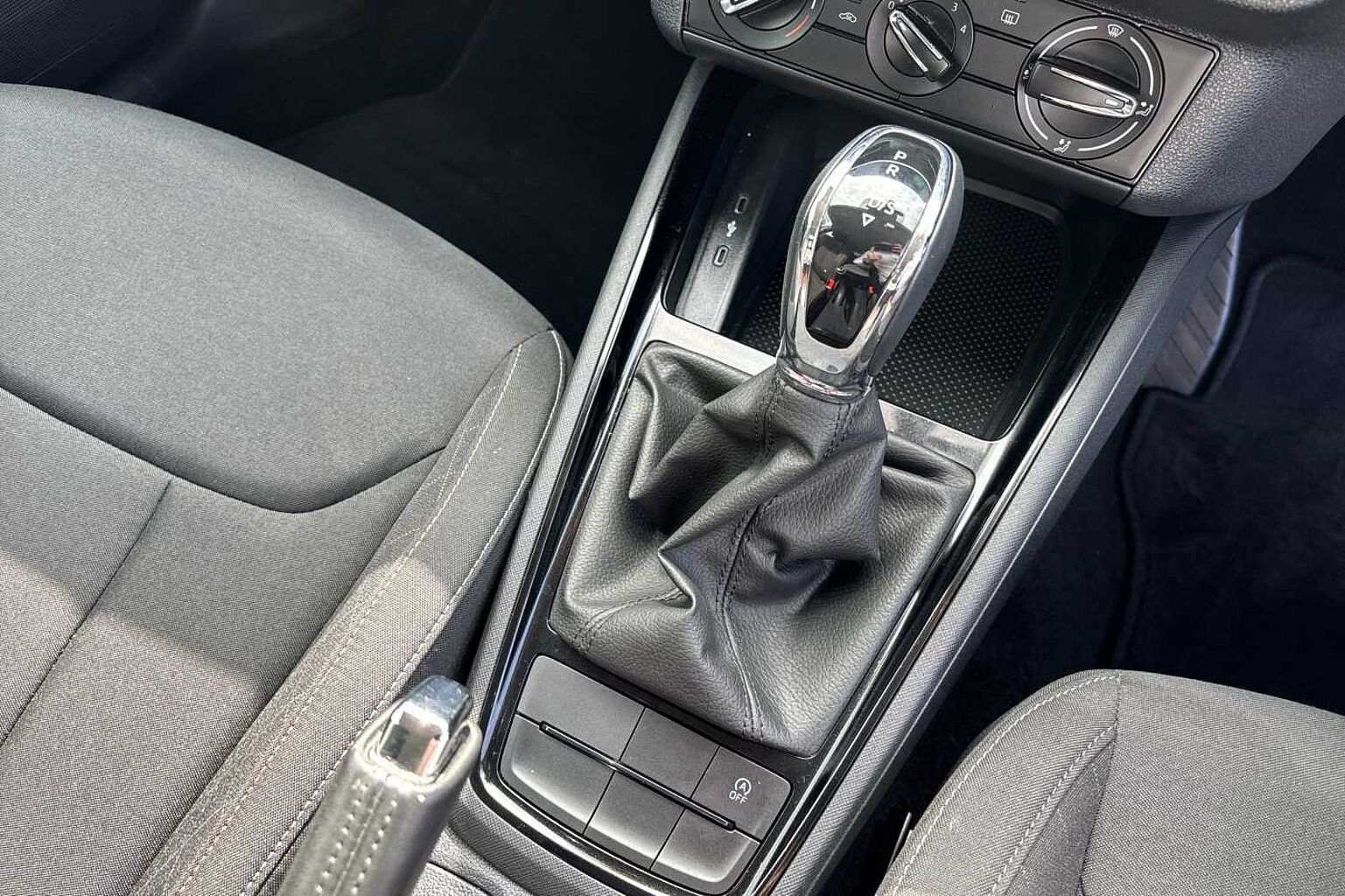 SKODA KAMIQ 1.0 TSI 110 SE 5dr DSG